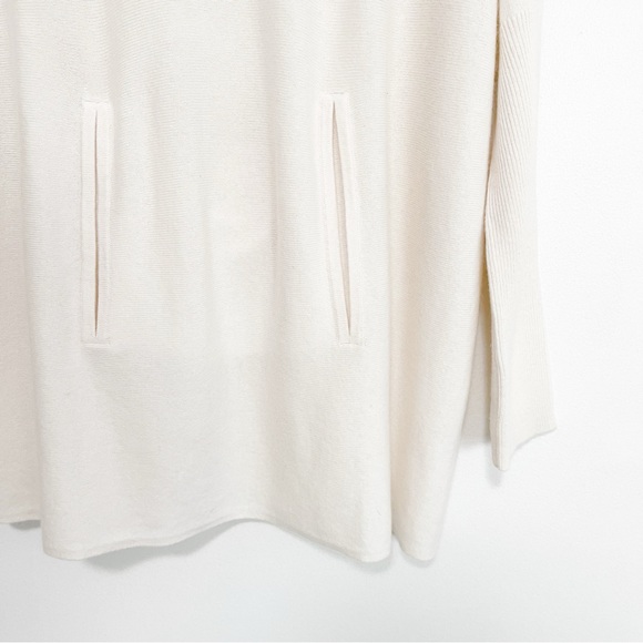 BOGO! Garnet Hill Oversized Poncho Turtleneck Tunic Sweater Ivory Medium - Picture 6 of 8